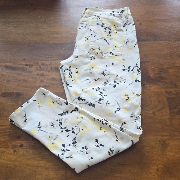 White House Black Market Floral Print Slim Fit Jeans Size 12 - Picture 1 of 11